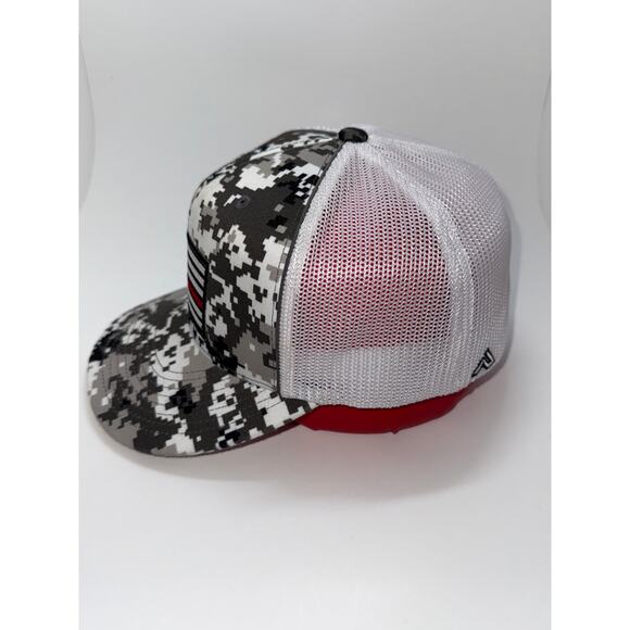 USA Flag Thin Red Line Patch Digital Camo Flexfit Hat - Picture 2 of 6